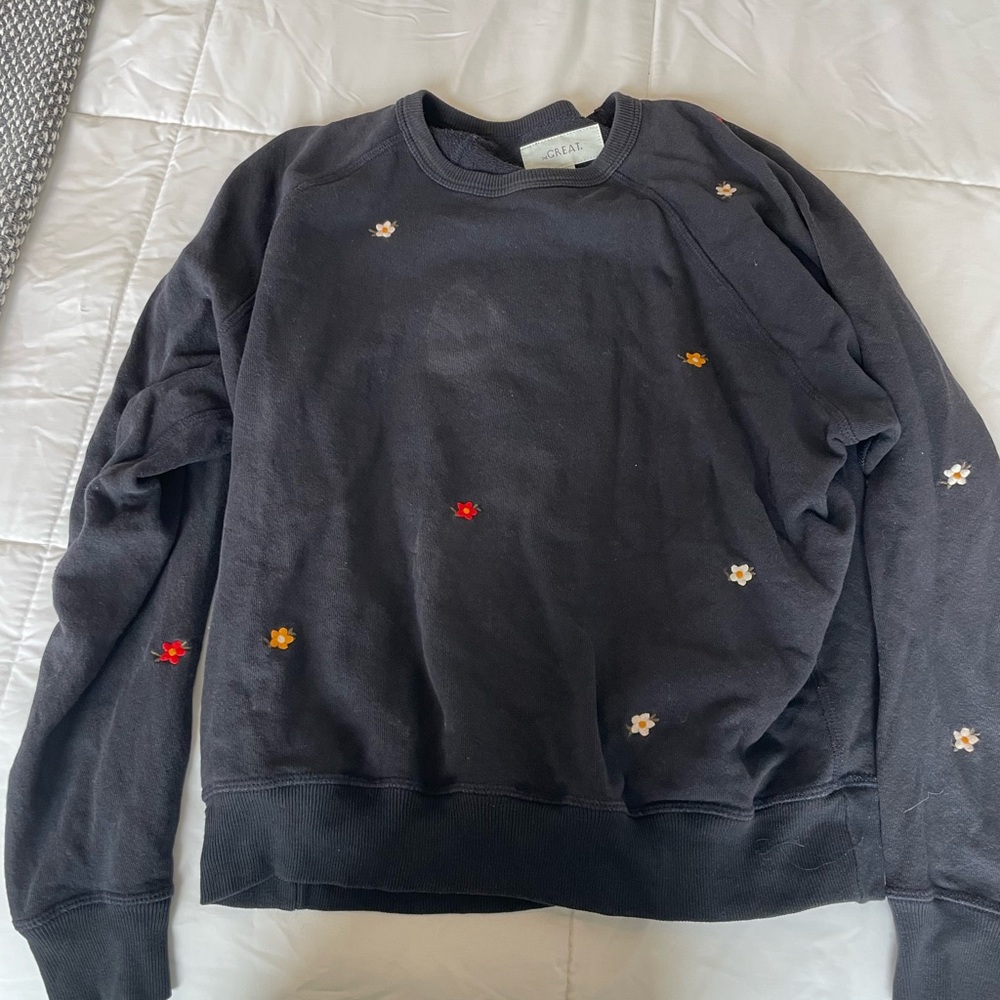 The Great Sweatshirt with Floral Embroidery